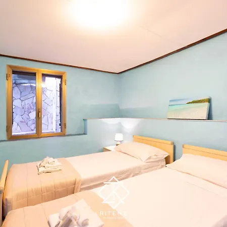 Semesterbostad Casa Flo *